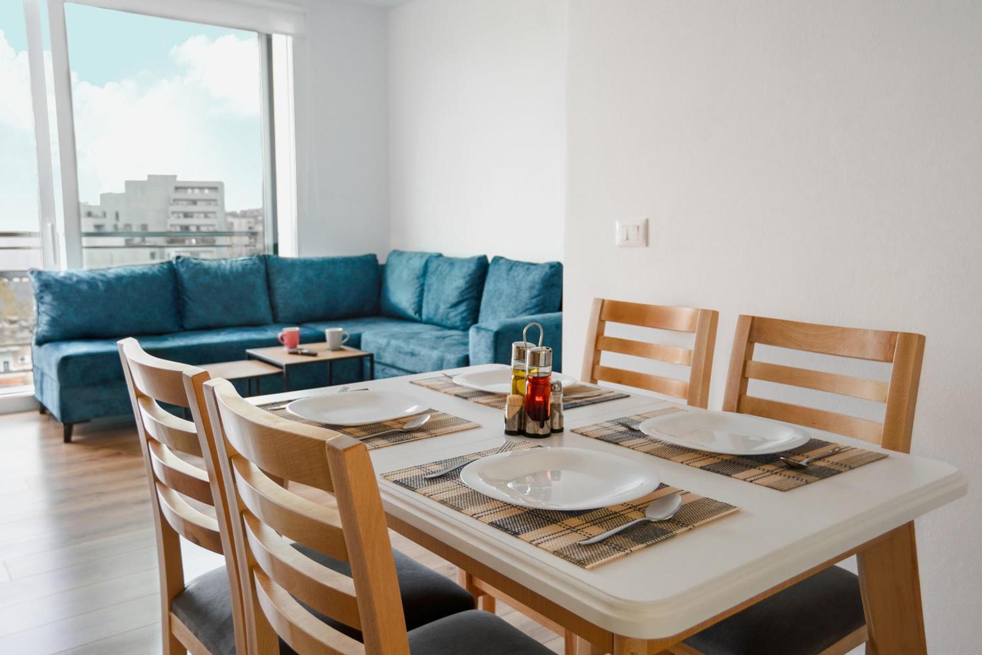 Urban Serenity City Skyline View Apartment 1 Tirana Bagian luar foto